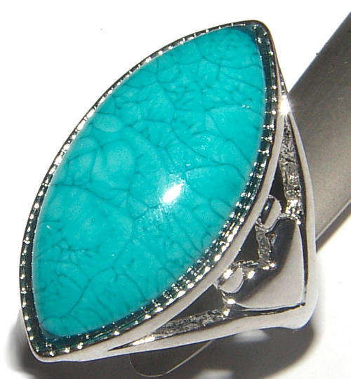 *** BOLD IS BEAUTIFUL!!*** SILVER BLING RING - SIZE 8.75 - NEW!