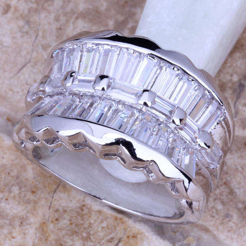 ***WOAW!!!***STUNNING TOPAZ STERLING SILVER RING!!!
