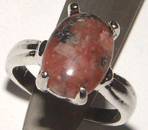 ***LOVELY ACCESSORY!!*** NATURAL GEMSTONE SILVER RING - NEW!