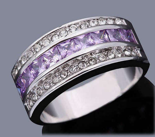 *** SIZE 7 ***STUNNING AMETHYST WHITE GOLD RING!!!