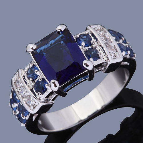 ***WOAW!!!***STUNNING BLUE SAPPHIRE WHITE GOLD FILLED RING!!!