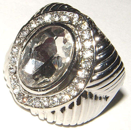 **SIZE 7 **GORGEOUS BOLD DRESS RING WITH LUCITE CRYSTAL AND RHINESTONES!
