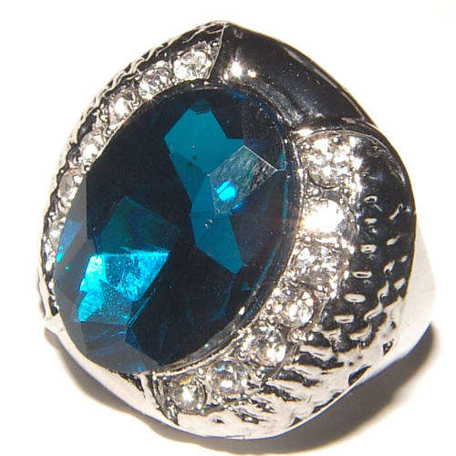 **SIZE 7.25 **GORGEOUS BOLD DRESS RING WITH LUCITE CRYSTAL AND RHINESTONES!