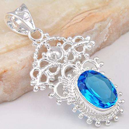 ***GORGEOUS AND NEW!!!***STUNNING TOPAZ IN STERLING SILVER PENDANT!!!