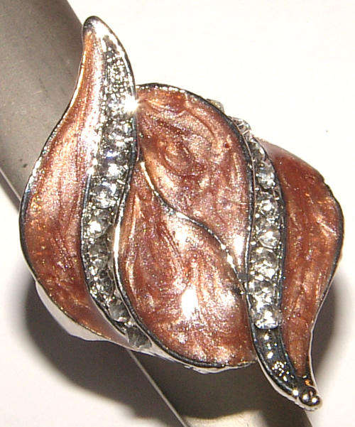BEAUTIFUL  DRESS RING WITH RHINESTONES AND ENAMELLING