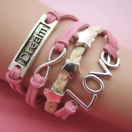 **GORGEOUS AND HOT!!***BEAUTIFUL LOVE DREAM INFINITY BRACELET!