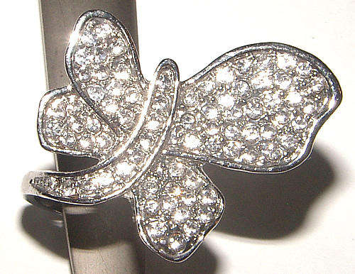SPARKLING RHINESTONE ENCRUSTED BUTTERFLY DRESS RING!