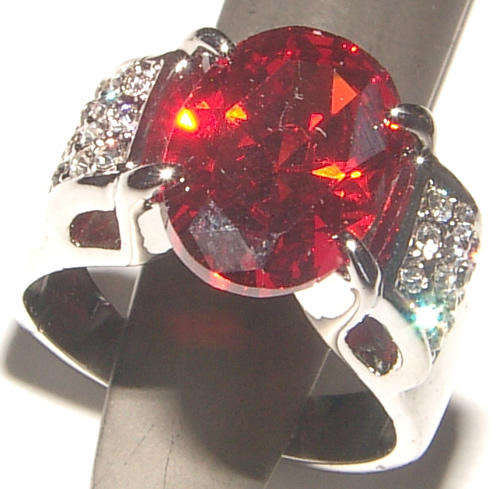 **WOAW!**BEAUTIFUL CZ AND RHINESTONE ENCRUSTED DRESS RING!