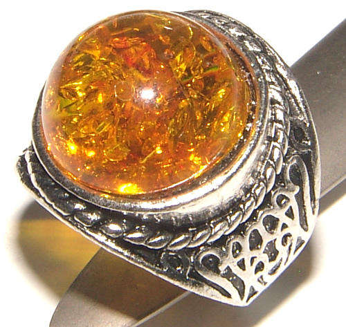 ***BEAUTIFUL!*** BOLD IMITATION AMBER DRESS RING - NEW!