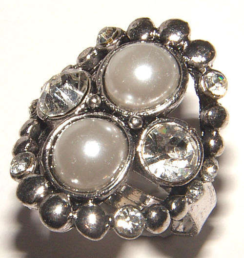 UNUSUAL DESIGN!!! -- RHINESTONE AND PEARL DRESS RING - ***NEW***