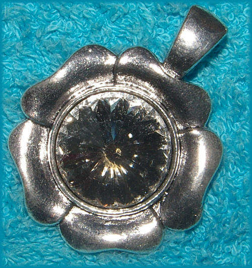PENDANT ENHANCER WITH OPENING BAIL!