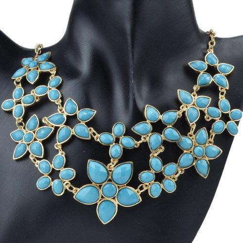***POPULAR CHOICE!*** SWEET POLYGON RESIN BIB NECKLACE - NEW!