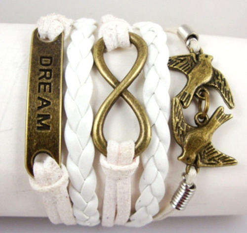**GORGEOUS AND HOT!!***BEAUTIFUL DOVES, LOVE, ANCHOR INFINITY BRACELET!