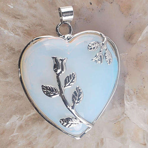 ***FAIRYTALE COLLECTION!!!*** BEAUTIFUL OPALITE GEMSTONE PENDANT!