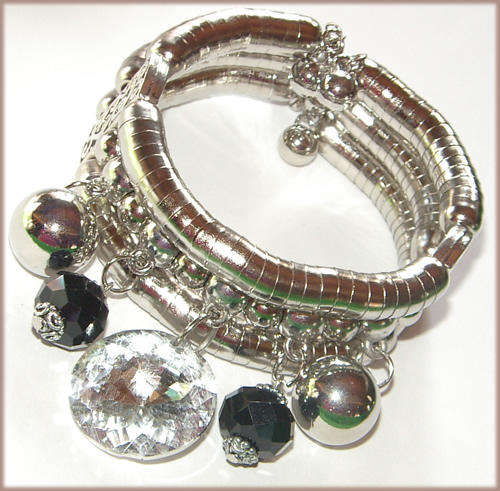 ***NICE!!*** STUNNING STACKED SILVER BANGLE WITH CHARMS!!