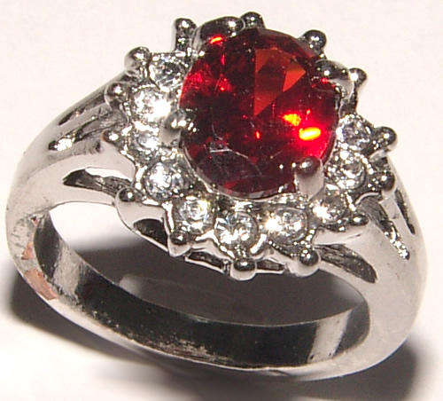 **SIZE 9.25!**BEAUTIFUL CZ AND RHINESTONE ENCRUSTED DRESS RING!