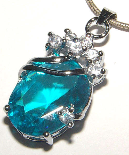 **FARYTALE COLLECTION!** SWEET TOPAZ BLUE FACETED CRYSTAL PENDANT - NEW!