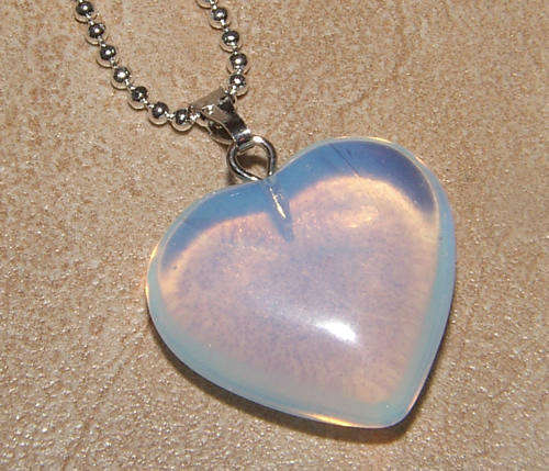 ***FAIRYTALE COLLECTION!!!*** BEAUTIFUL OPALITE PENDANT!