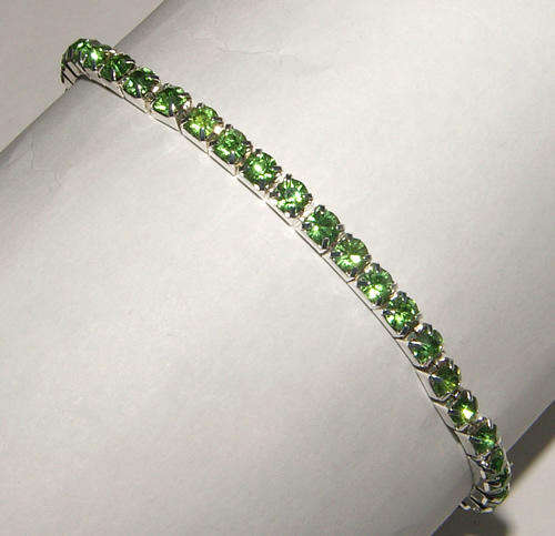 **PARTY - PERFECT!** SINGLE ROW RHINESTONES STRETCH BRACELET!