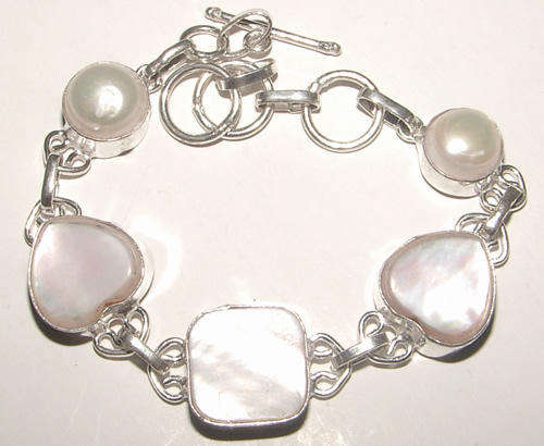 ***INDIA RANGE*** NATURAL SHELL AND MABE PEARLS IN STERLING SILVER TOGGLE BRACELET!!