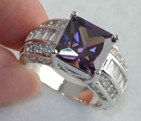 ***WOAW!!!***STUNNING AMETHYST AND WHITE TOPAZES IN S80 SILVER RING!!