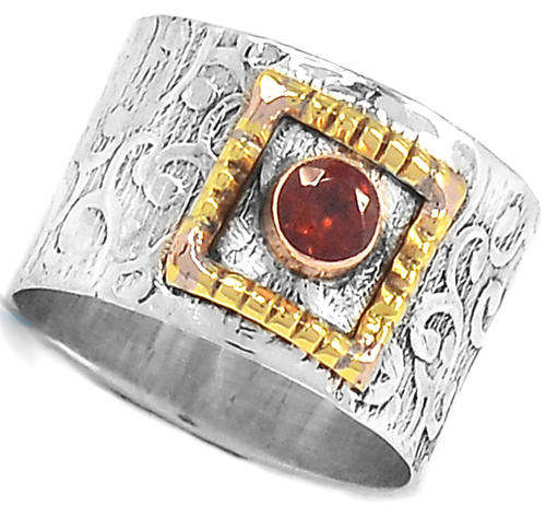 ***WOAW!!!*** GORGEOUS NATURAL GARNET IN SOLID STERLING SILVER RING!!!