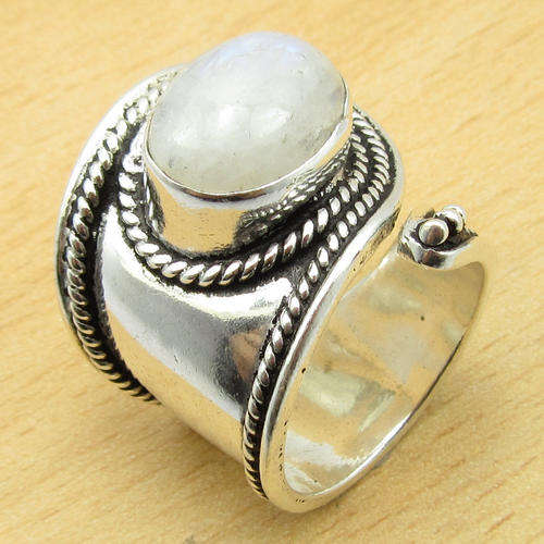 INDIA RANGE!! - GORGEOUS NATURAL RAINBOW MOONSTONE STERLING SILVER RING!!