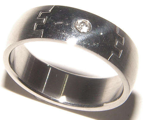 **ELEGANT DESIGN*** SOLID STAINLESS STEEL BAND RING NEW!!