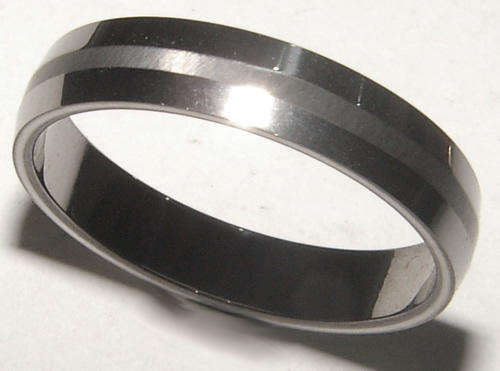 ***ELEGANT!!*** SOLID TITANIUM MEN'S BAND RING NEW!!