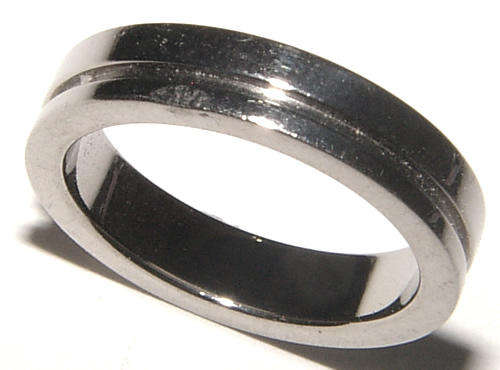 SOLID TITANIUM MEN'S BAND RING NEW!!