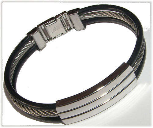 Charming Gents Bangle - Incredible Quality!