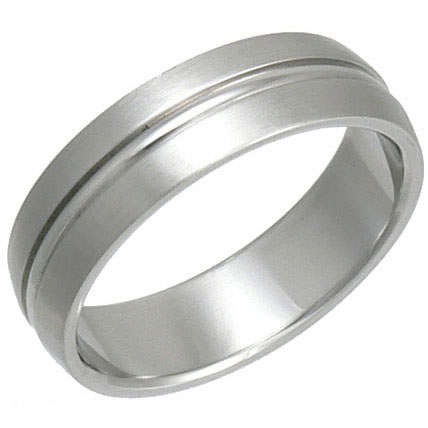 **COMFORTABLE AND ELEGANT*** SOLID STAINLESS STEEL BAND RING NEW!!