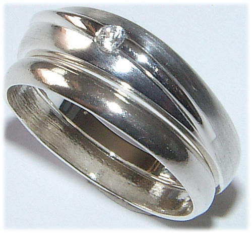 WHITE SIMULATED DIAMOND STERLING SILVER WEDDING RING SET