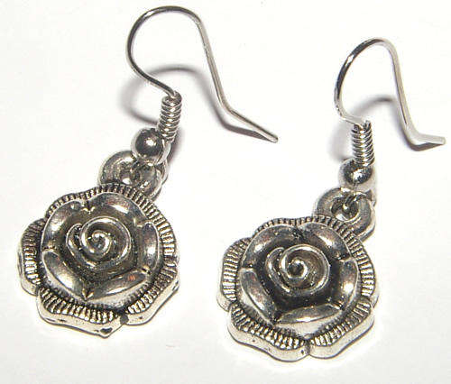 ***PRETTY DESIGN!!***STUNNING DANGLING SILVER ROSE EARRINGS!!!