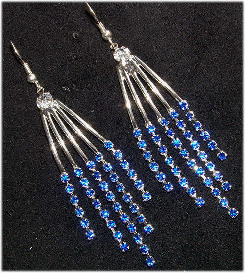 *** PRETTY*** EXTRA LENGTH *** RHINESTONE *** CHANDELIER EARRINGS!!!