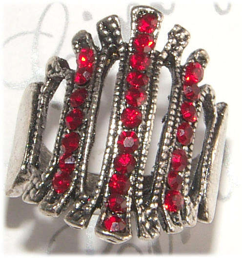 BEAUTIFUL RHINESTONE ENCRUSTED DRESS RING - ***NEW***!