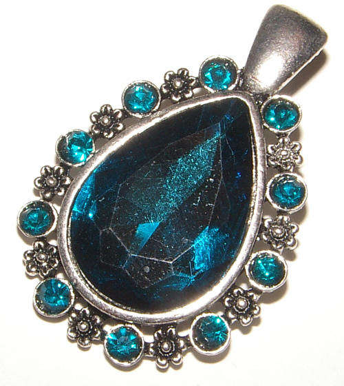 ***STUNNING!!!*** PENDANT ENHANCER WITH OPENING BAIL!