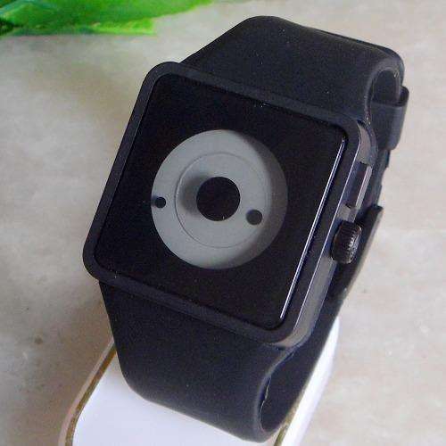 ***STRIKINGLY DIFFERENT*** SWEET JELLY WRIST WATCH!