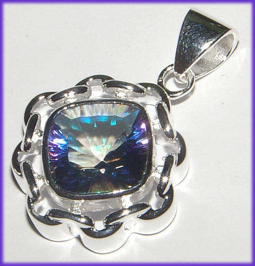 ***NATURAL GEMSTONES!!!***STUNNING NATURAL MYSTIC TOPAZ  IN STERLING SILVER PENDANT!!!