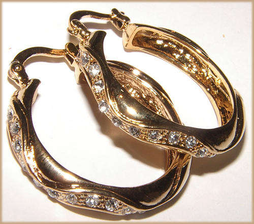 ***WOAW!!!*** GORGEOUS GOLD HOOP EARRINGS - NEW!