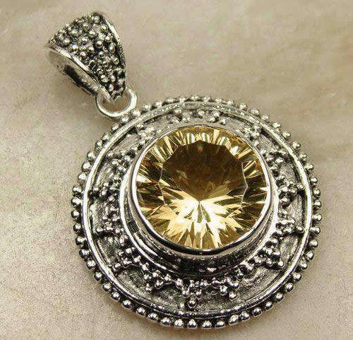 ***NATURAL GEMSTONES!!!***STUNNING NATURAL CITRINE IN STERLING SILVER PENDANT!!!