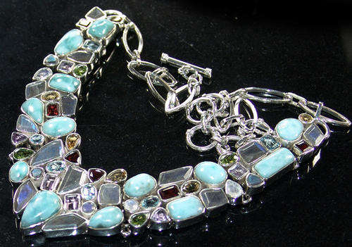 ****PURE BEAUTY IN NATURAL GEMSTONES!!****ONE OF A KIND NECKLACE!