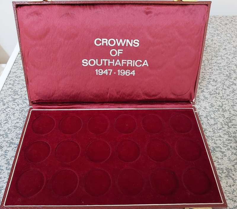 1xcrown of south Africa 1947-1964 box