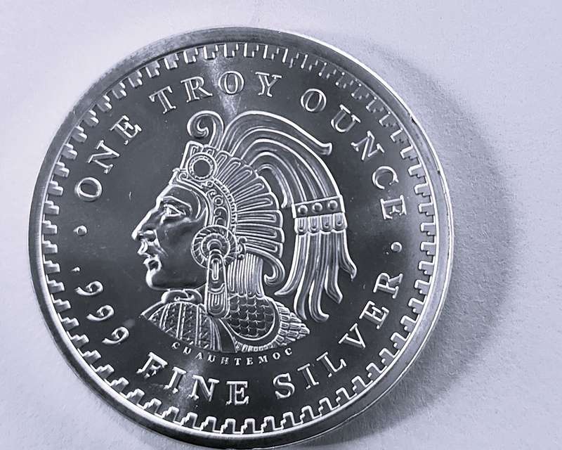 1xone troy ounce .999 fine silver sri Lanka 2 rupees,100th Anniversary of scout movement 2012