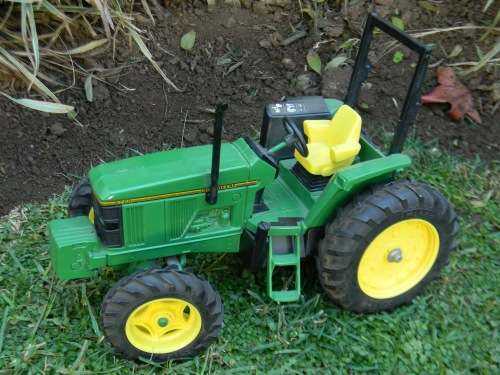 Big ! 1990's John Deere 6200 Row Crop 1:16 ERTL Metal Die Cast Tractor !  R1500+ !!