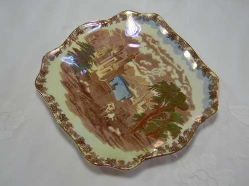 Maling Hand Painted Lustre Gazed Sandwich Serving Plate 1950 - Venice Scenes on Tinted scenes