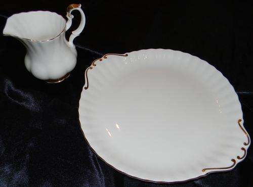 Royal Albert Val d 'or Cake Platter and Milk Jug - No Damage - Expand your set!