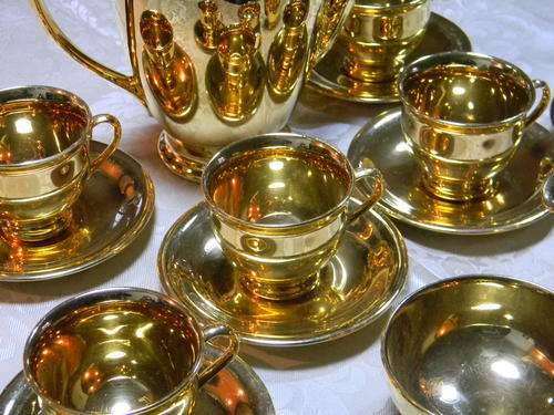 Spectacular Gold Gilt 16 Piece Royal Winton 1951 Complete Tea Service - No Damage!