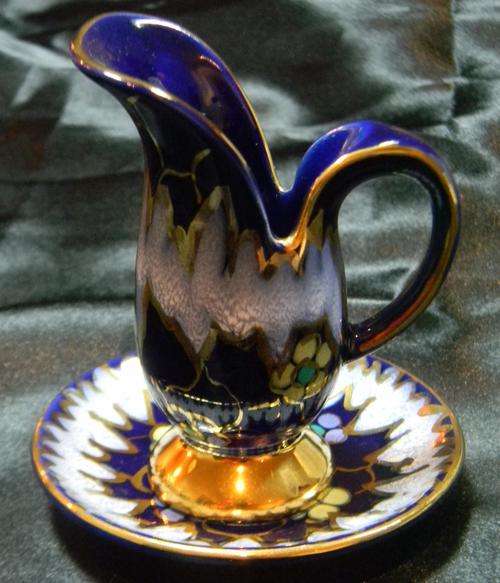 Stunning Regina Gouda Cobalt Blue & Gold Gilt Small Sauce Jug & Saucer