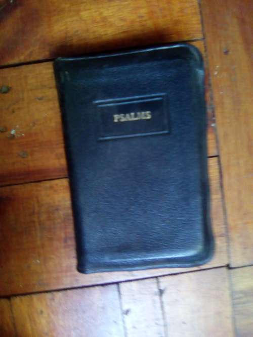 psalm book 4